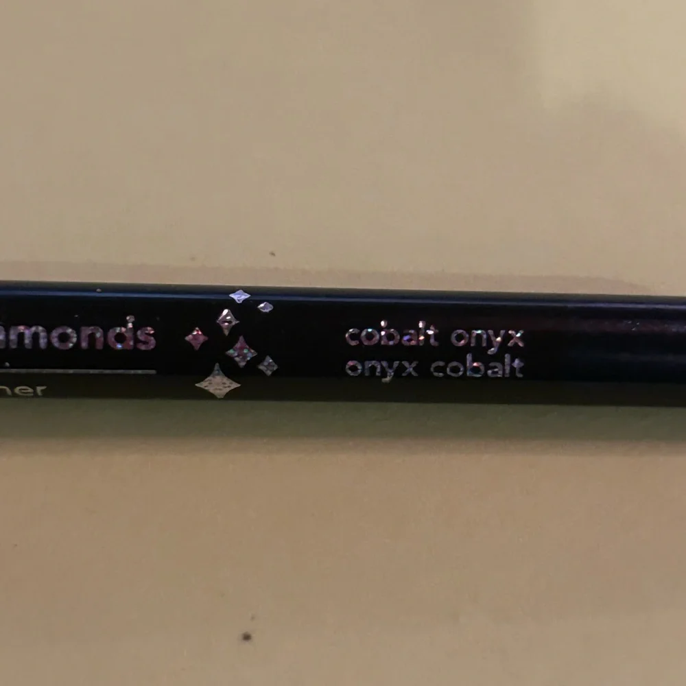 Avon Glimmersticks Diamonds Eyeliner. Cobalt Onyx